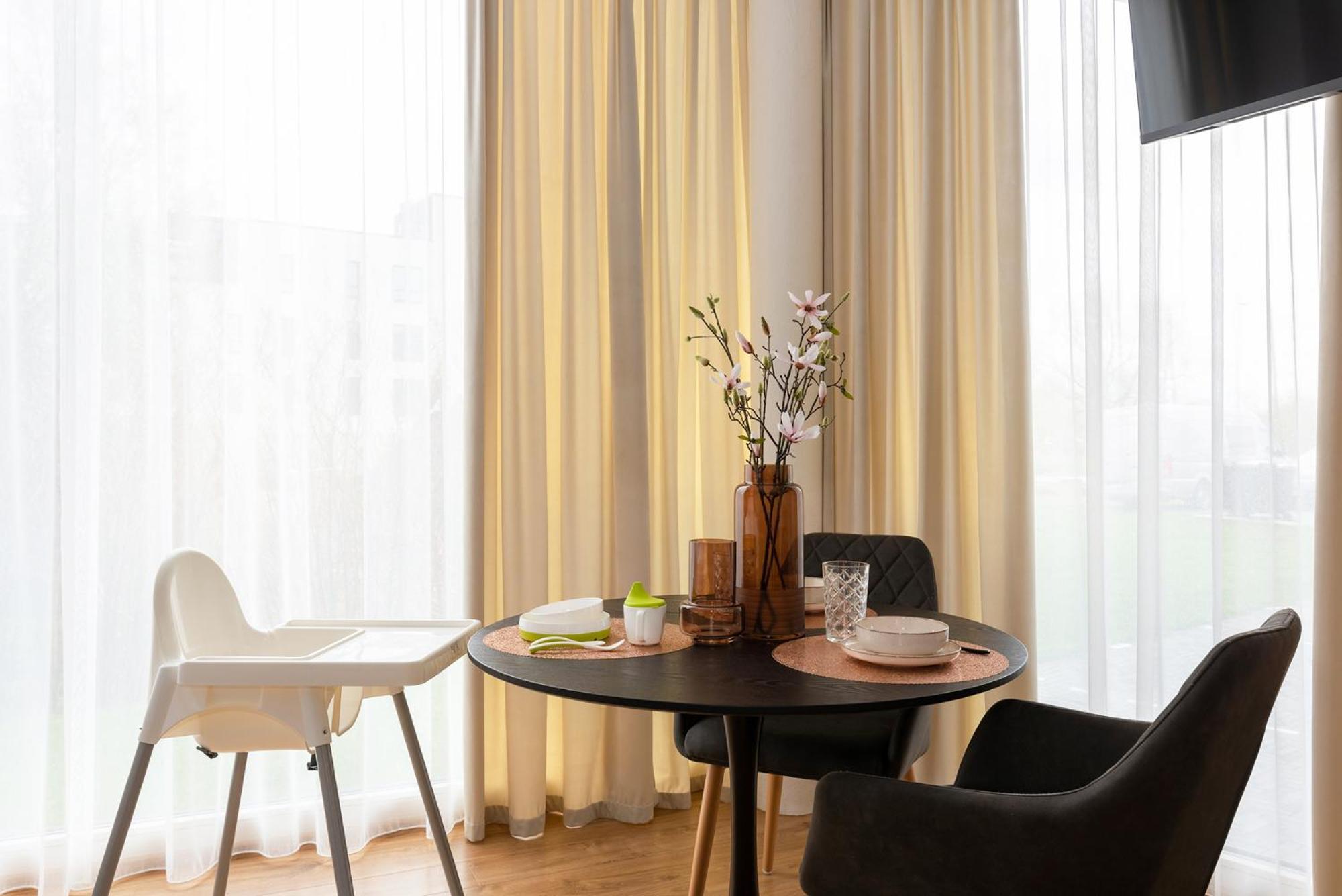 Bronze Colour Studio In Tartu City Centre Екстер'єр фото